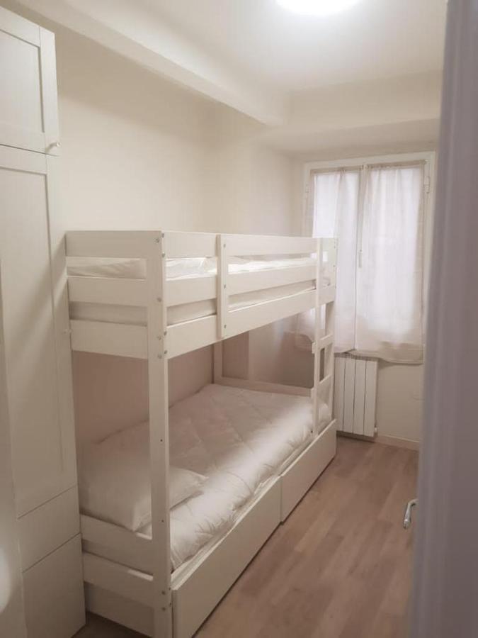 Apartamento Trilocale Nel Centro Di Sampierdarena Génova Exterior foto